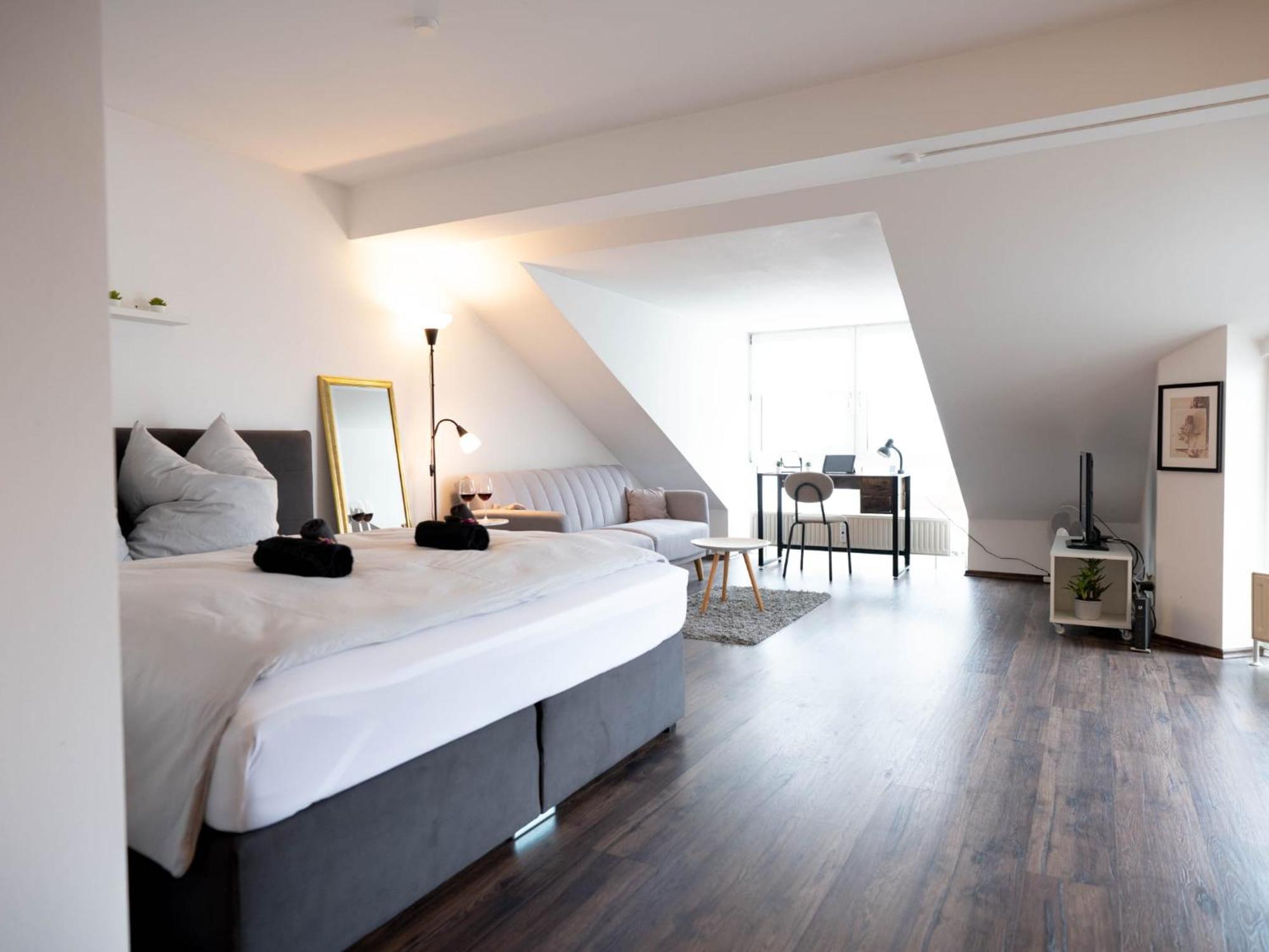 Studio Mit Balkon โคบวร์ก ภายนอก รูปภาพ